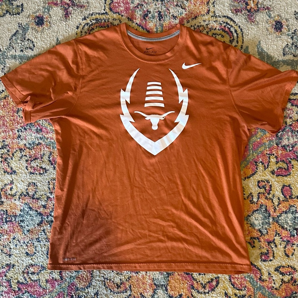 Nike Men's Orange Graphic T-Shirt